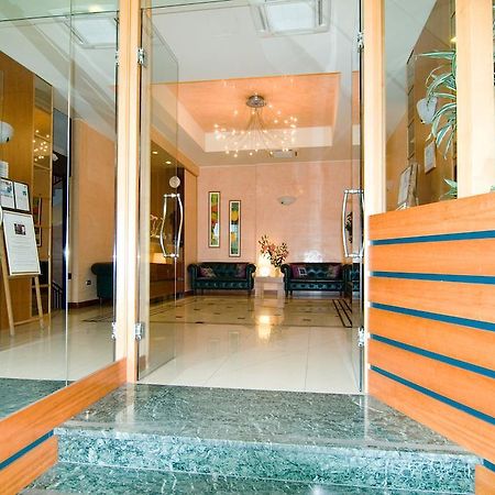 Astor Hotel Bologna Bagian luar foto