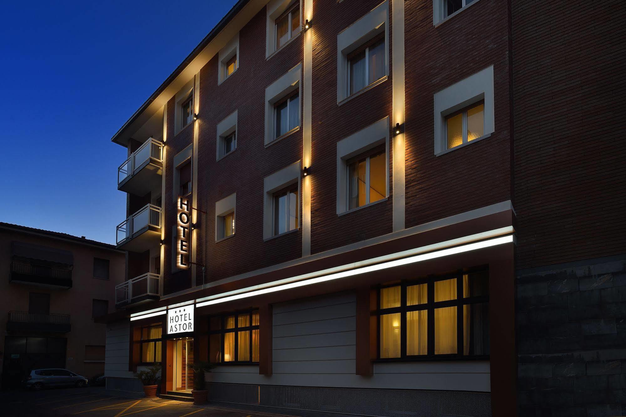 Astor Hotel Bologna Bagian luar foto
